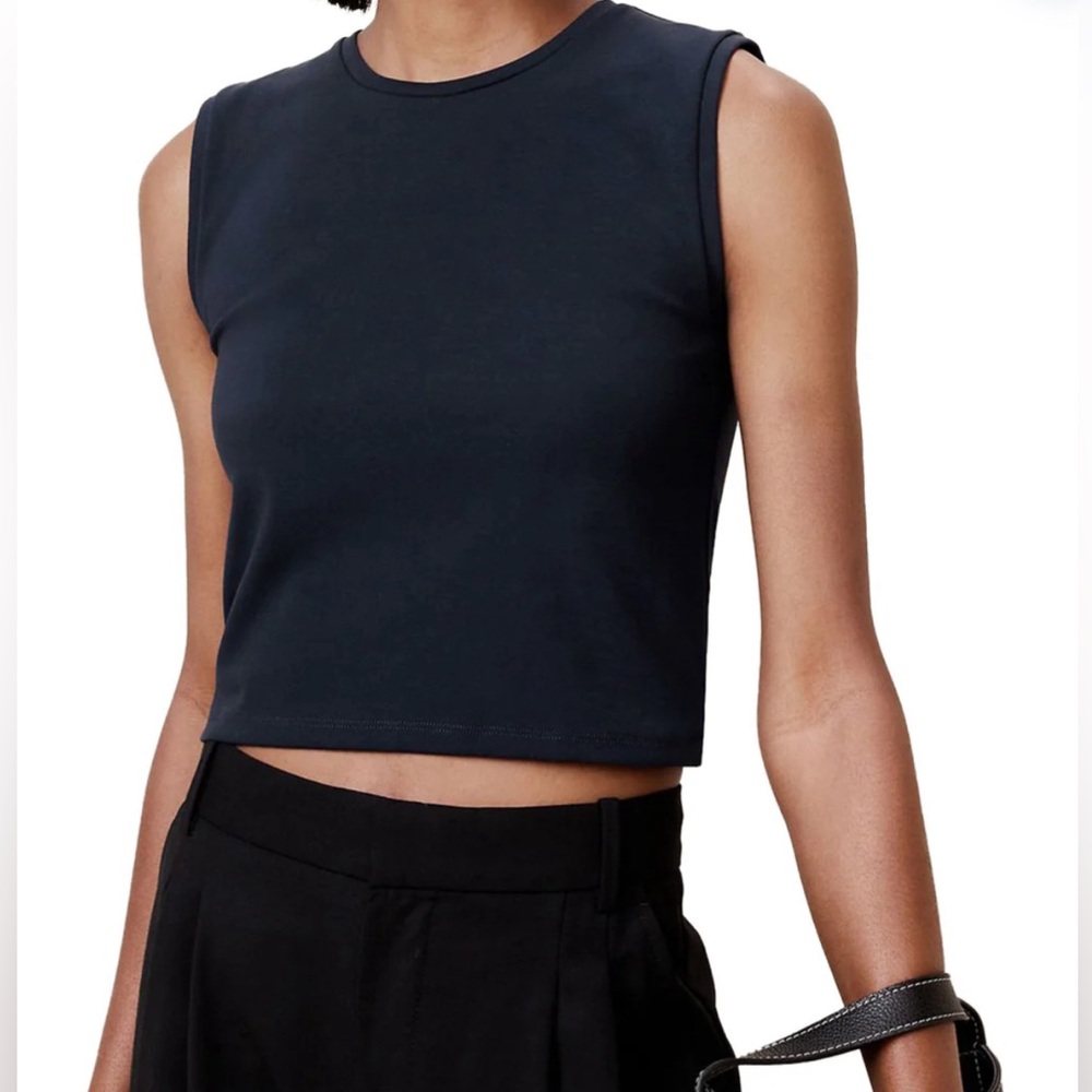NWT Banana Republic refined cotton tank IN SOLD OUT navy - cropped, Size S